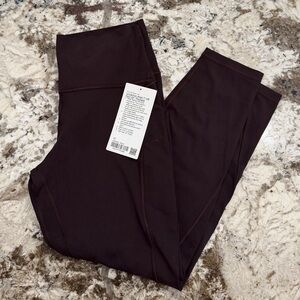 Lululemon High-Rise Leggings 25” with pockets in color Sequoia